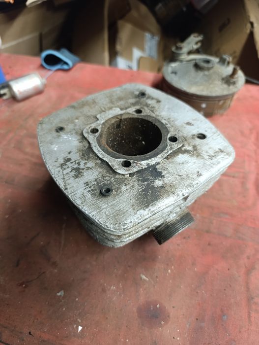 Nominalny oryginał Cylinder aluminiowy wsk 125 nie 175 żeliwny Wfm SHL