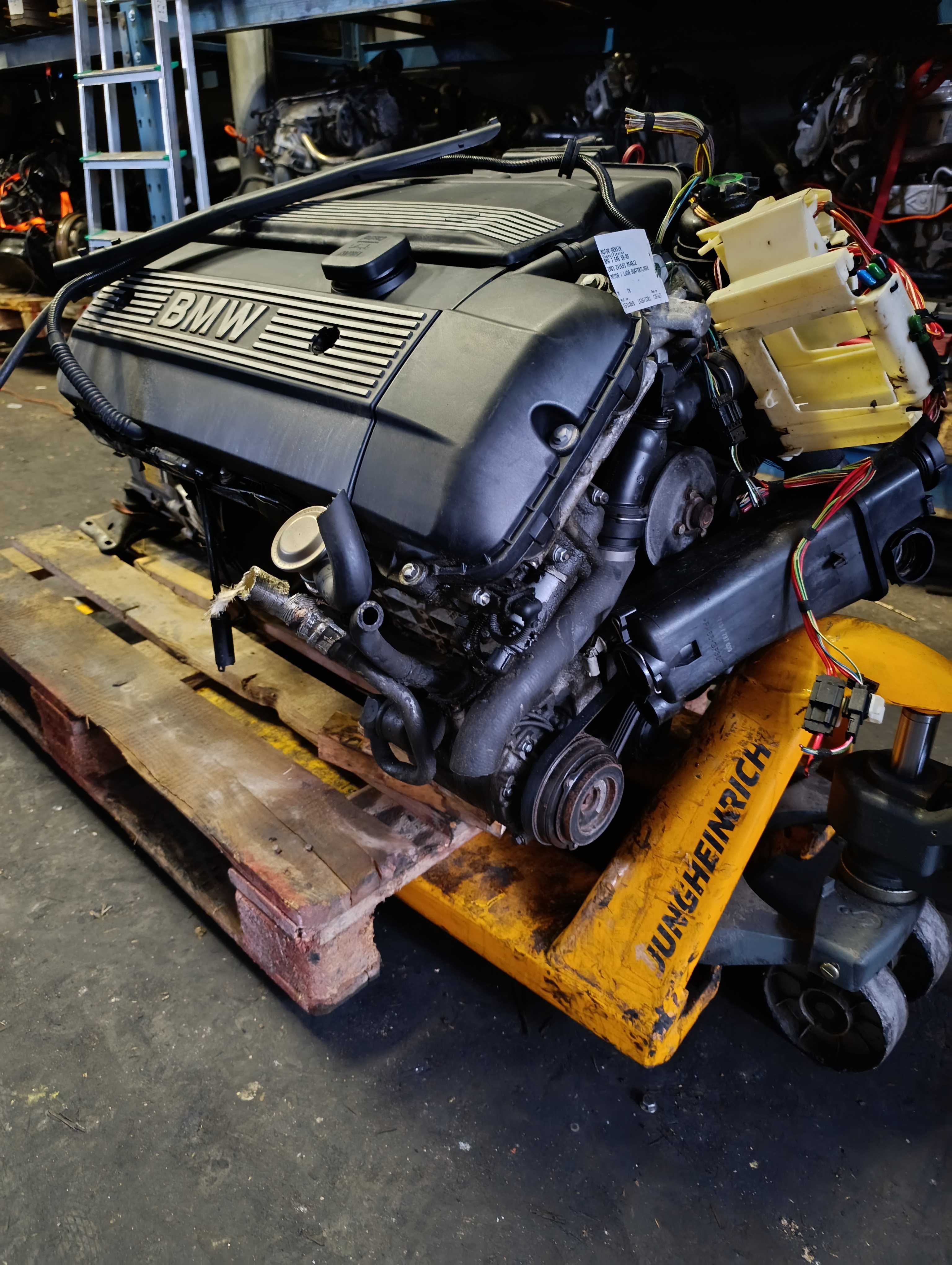 Silnik BMW E46 2.2 M54 B22 Kompletny z osprzętem