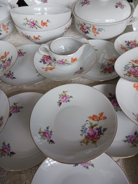 12 osob serwis obiadowy kwiaty porcelana Ilmenau