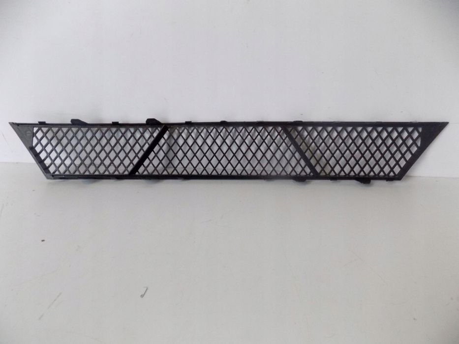 BMW 5 GT F07 kratka środkowa zderzaka - 3947