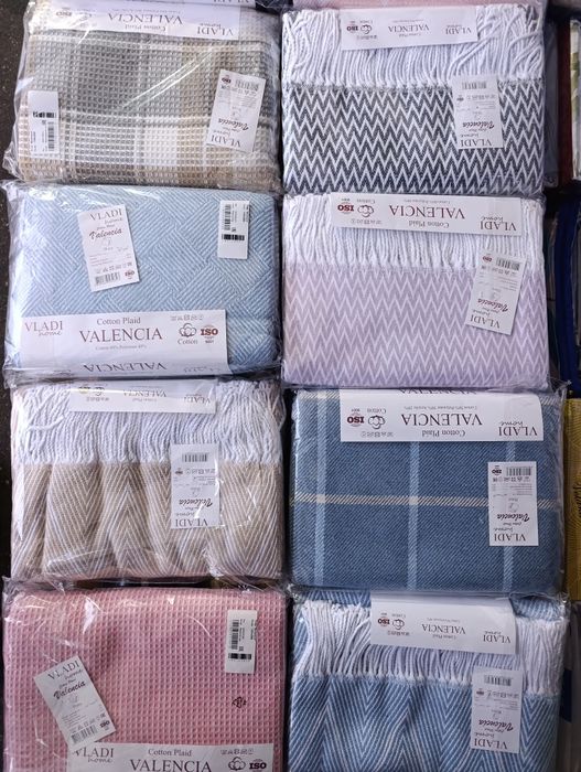 Бавовняні пледи Valencia. Vladi. 140x200. 350 гр/м.кв щільність.