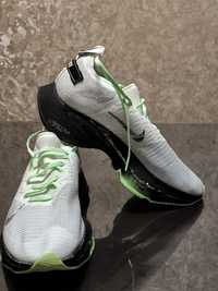 Кросівки Nike р.38,5