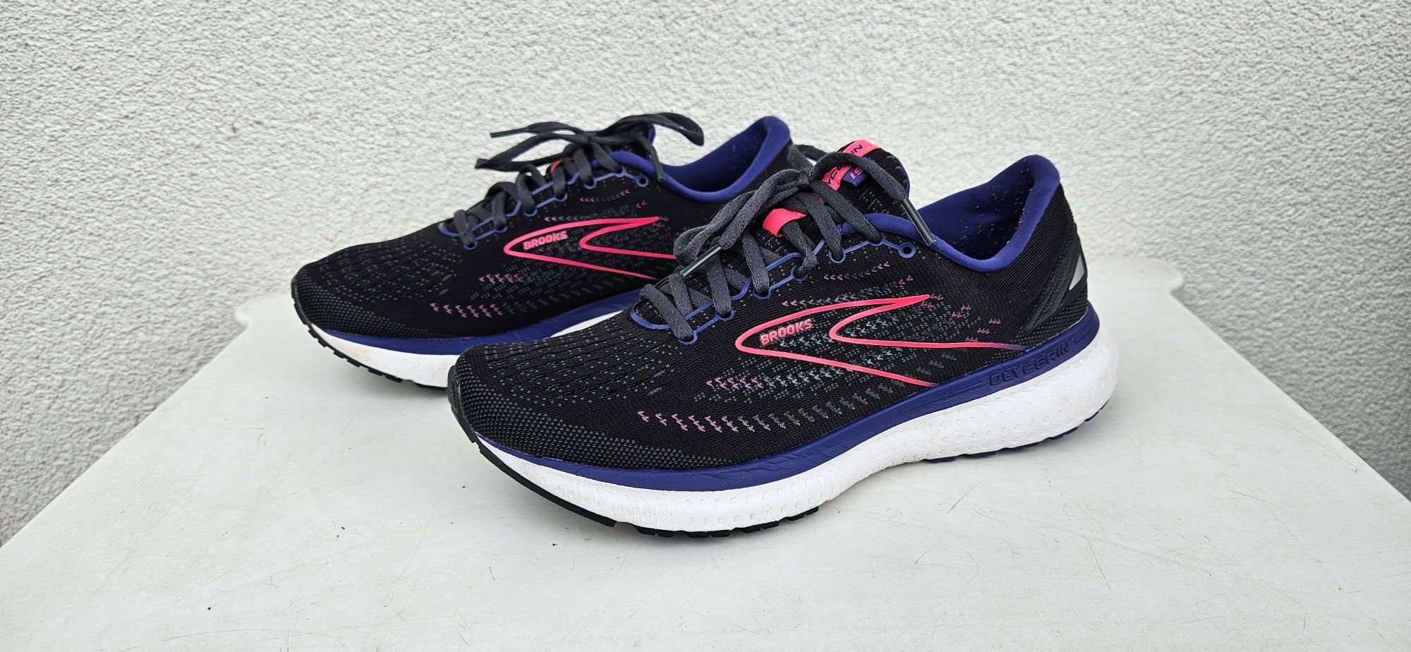 Buty sportowe do biegania Brooks Glycerin 19 rozmiar 40,5