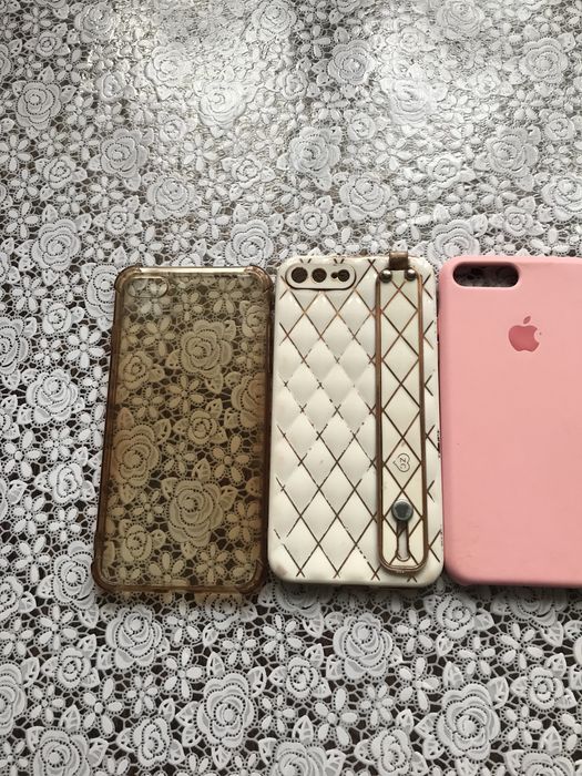 Продам чохли на Айфон 7+