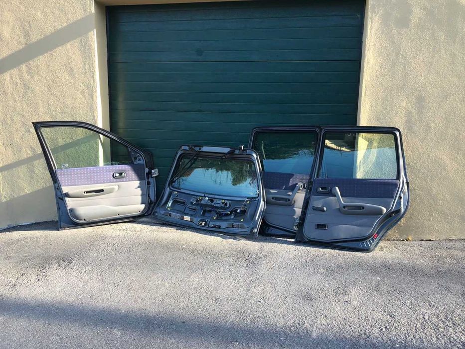 Conjunto de 4 Portas Fiat Punto 55 SX