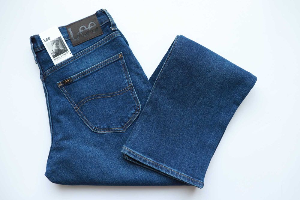 LEE BROOKLYN W32 L34 męskie spodnie jeansy regular fit nowe