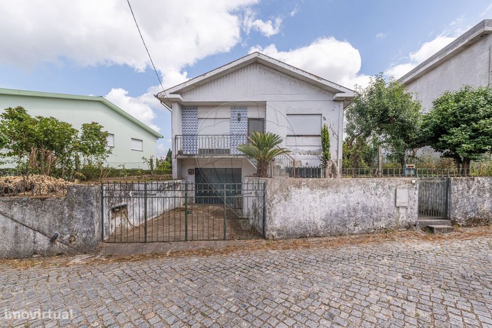 Moradia T3 Individual em Palmeira, Braga!