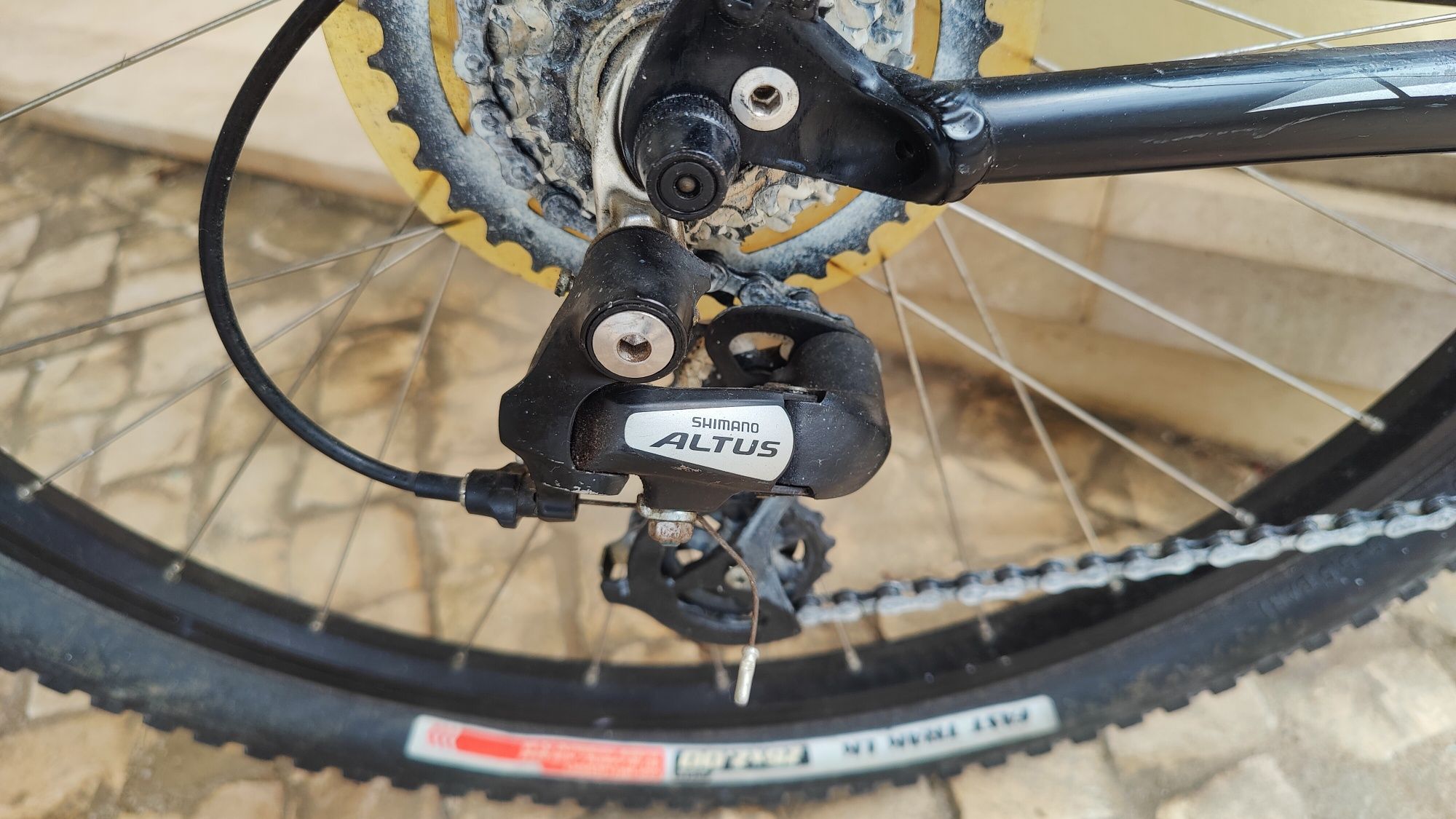 Specialized Hardrock Tam. 17