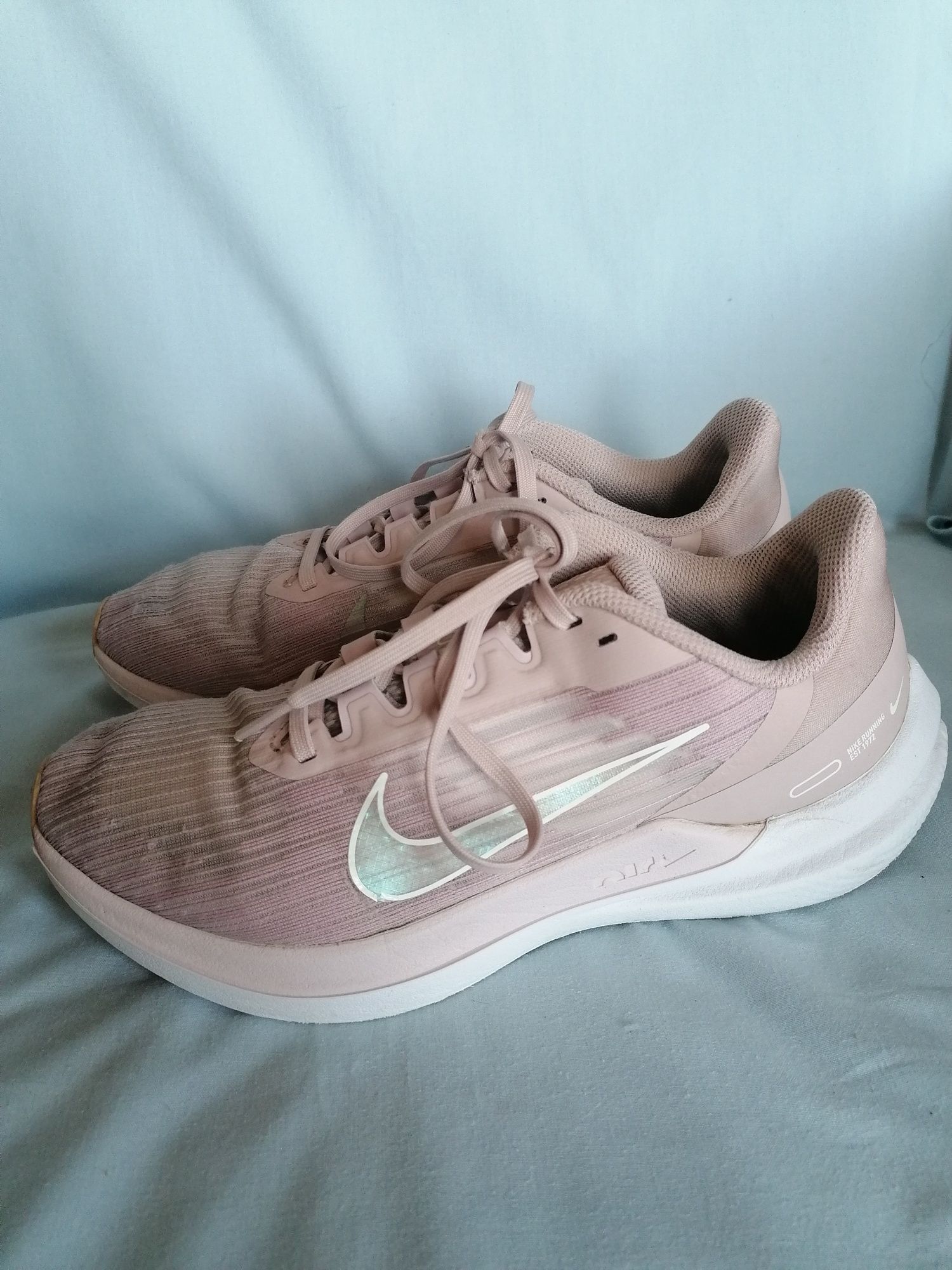 Buty do biegania Nike Winflo 09 38,5 24,5cm