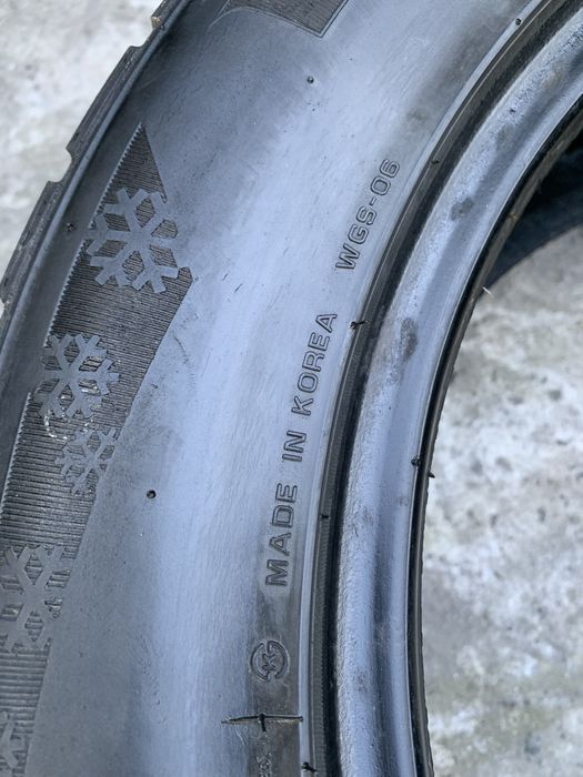 Зимова шина(резина) 225/55 R17 “ROADSTONE” WinGuard  - 1шт