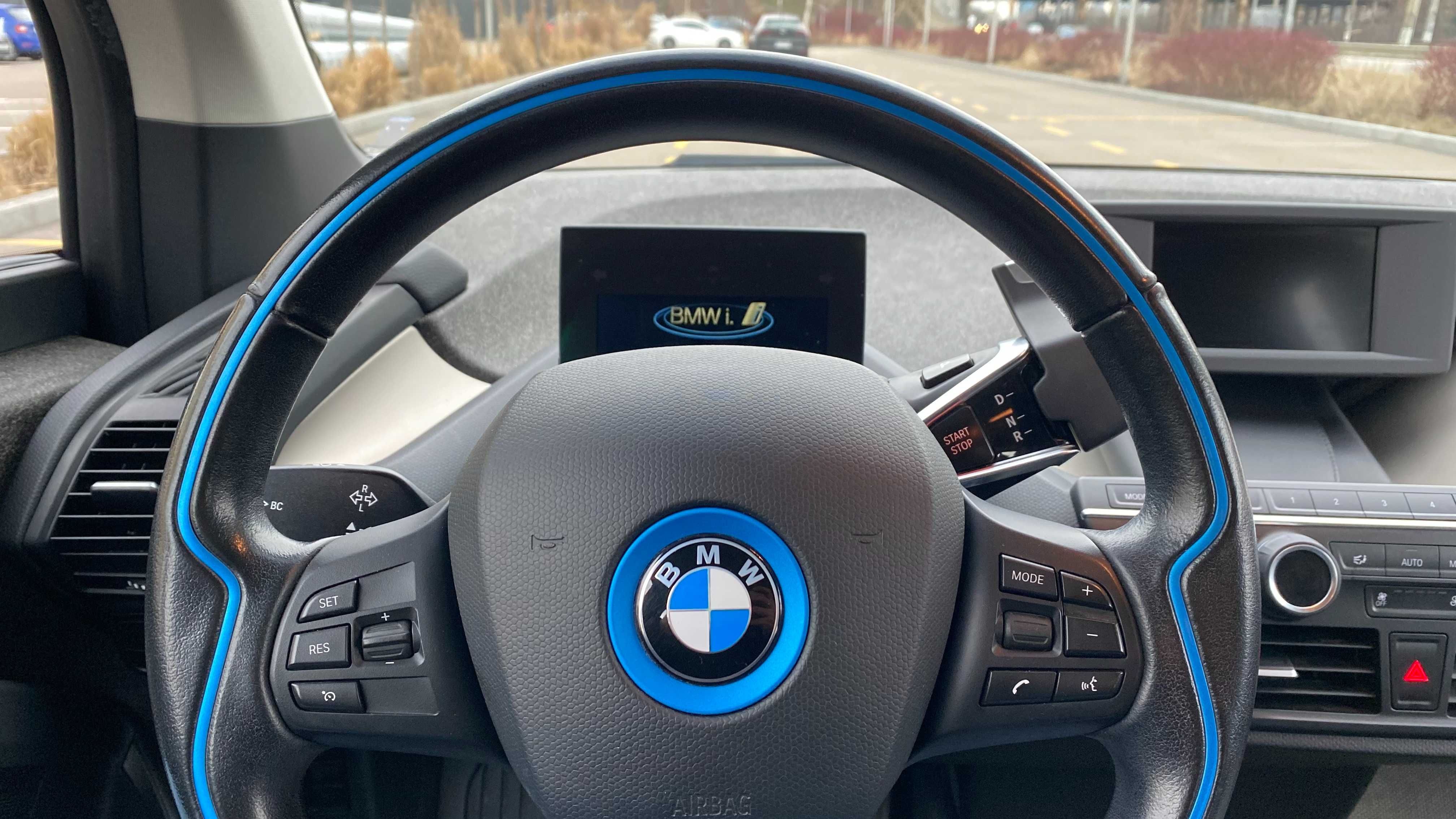 2017 BMW i3 33 кВт в гарному стані в НАЯВНОСТІ