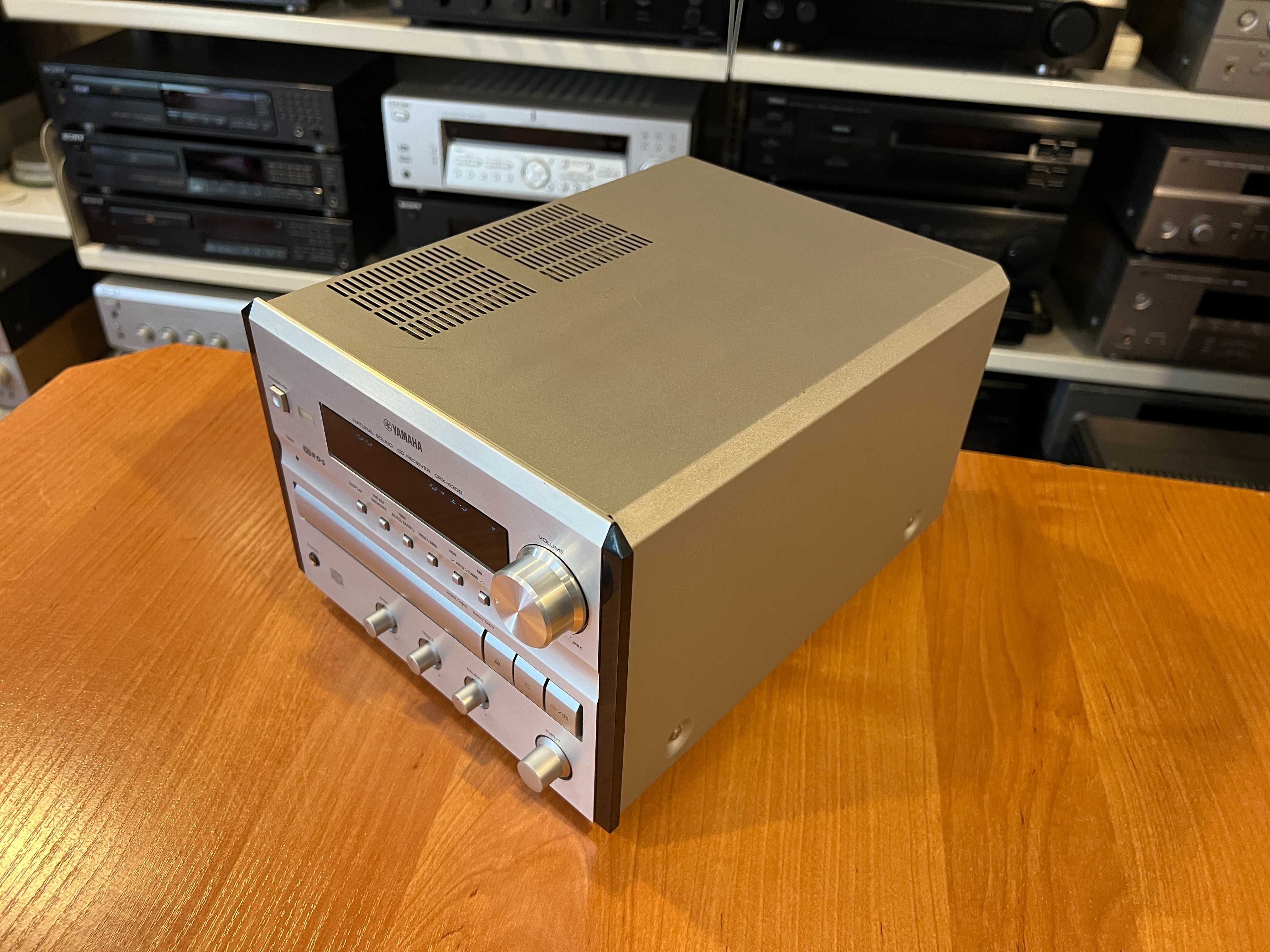 Amplituner/Wieża Yamaha PianoCraft CRX-E300 Audio Room