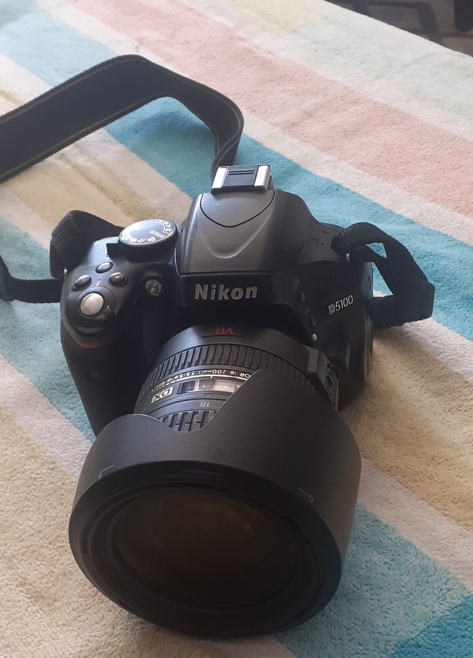 Nikon D5100+lente 18-200mm