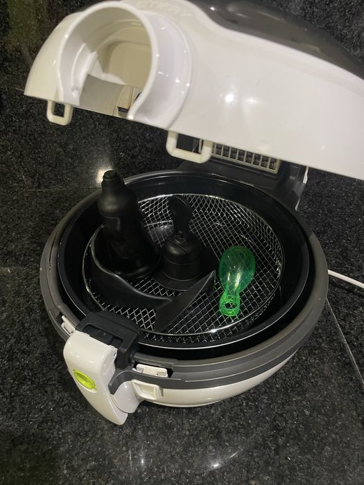 Air Fryer/ Fritadeira sem óleo Actifry Tefal