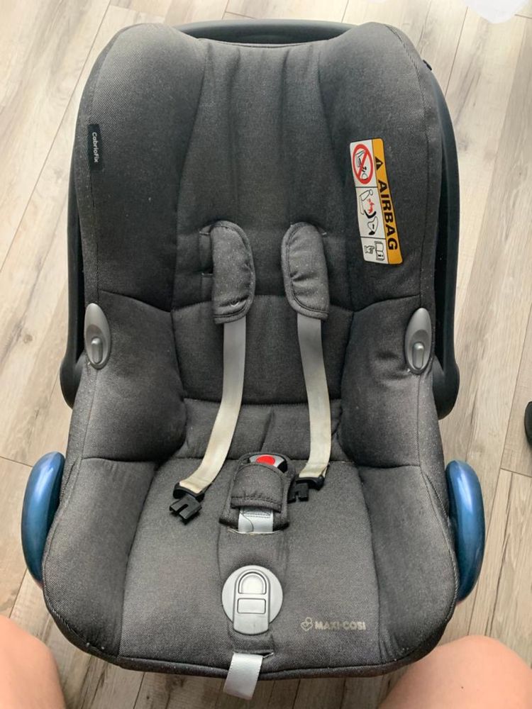 Maxi cosi cabrio + baza isofis maxi cosi