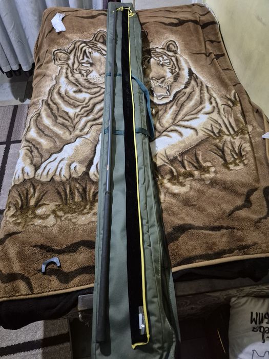 Коропова котушка, вудлище. Ручка підсака. Daiwa, carp pro.