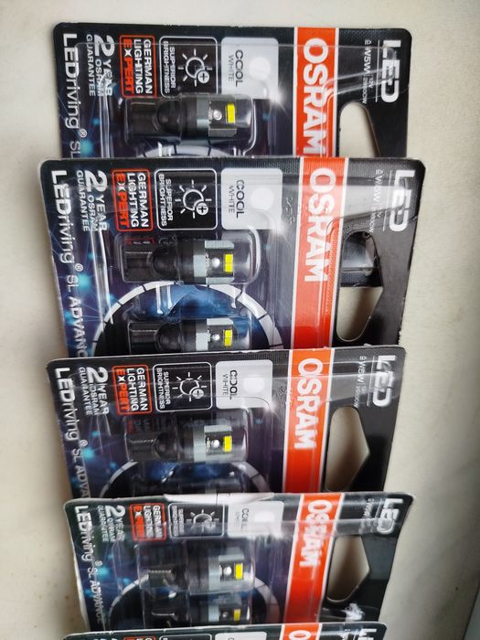 Лампи LED OSRAM W5W T10 6000K Ціна за комплект