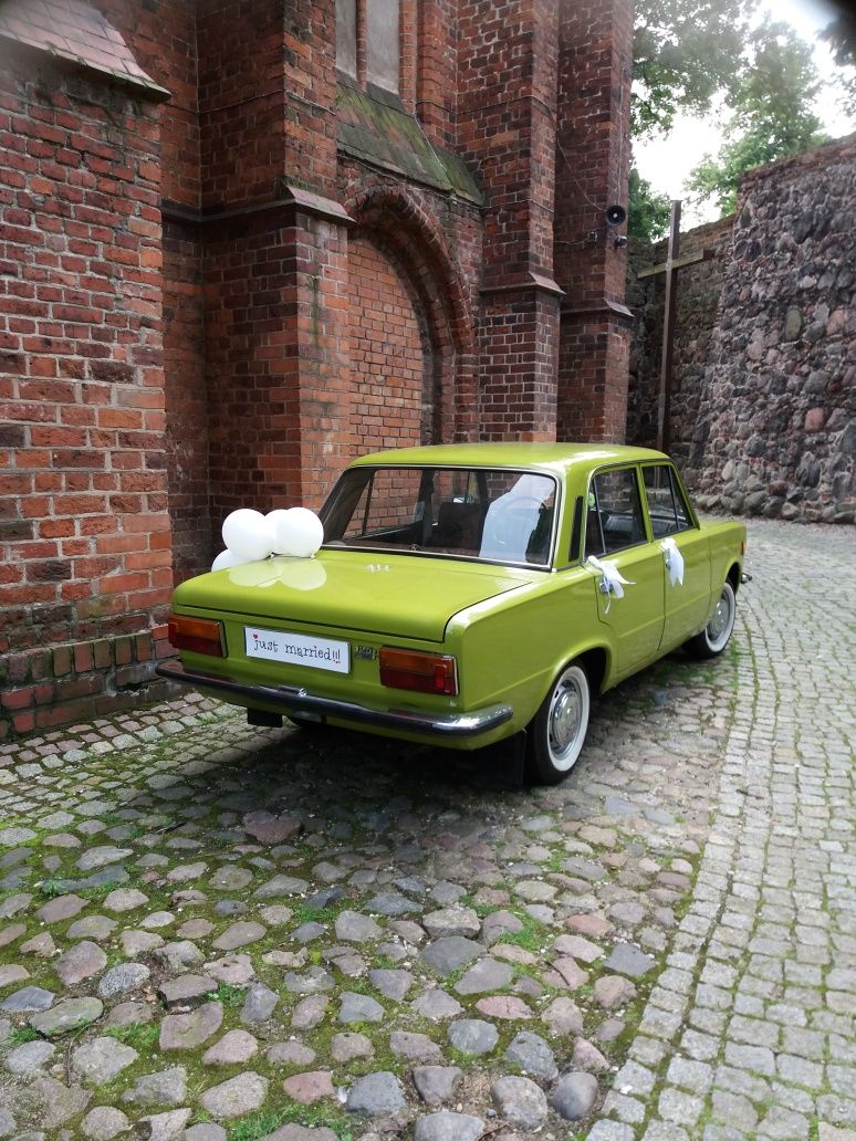 Fiat 125p kultowe auto do ślubu