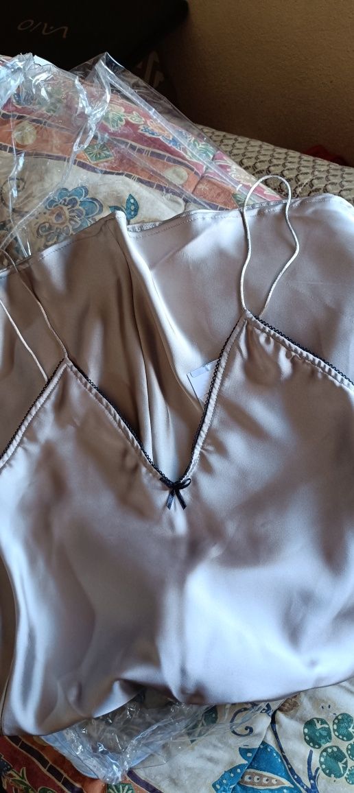 Vestido Zara novo
