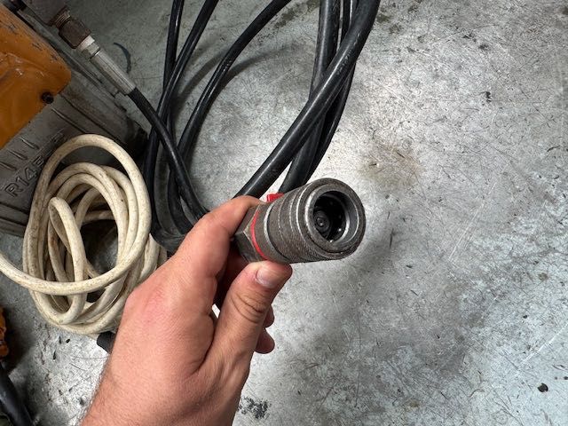 Elektryczny zasilacz hydrauliczny o mocy 700 bar