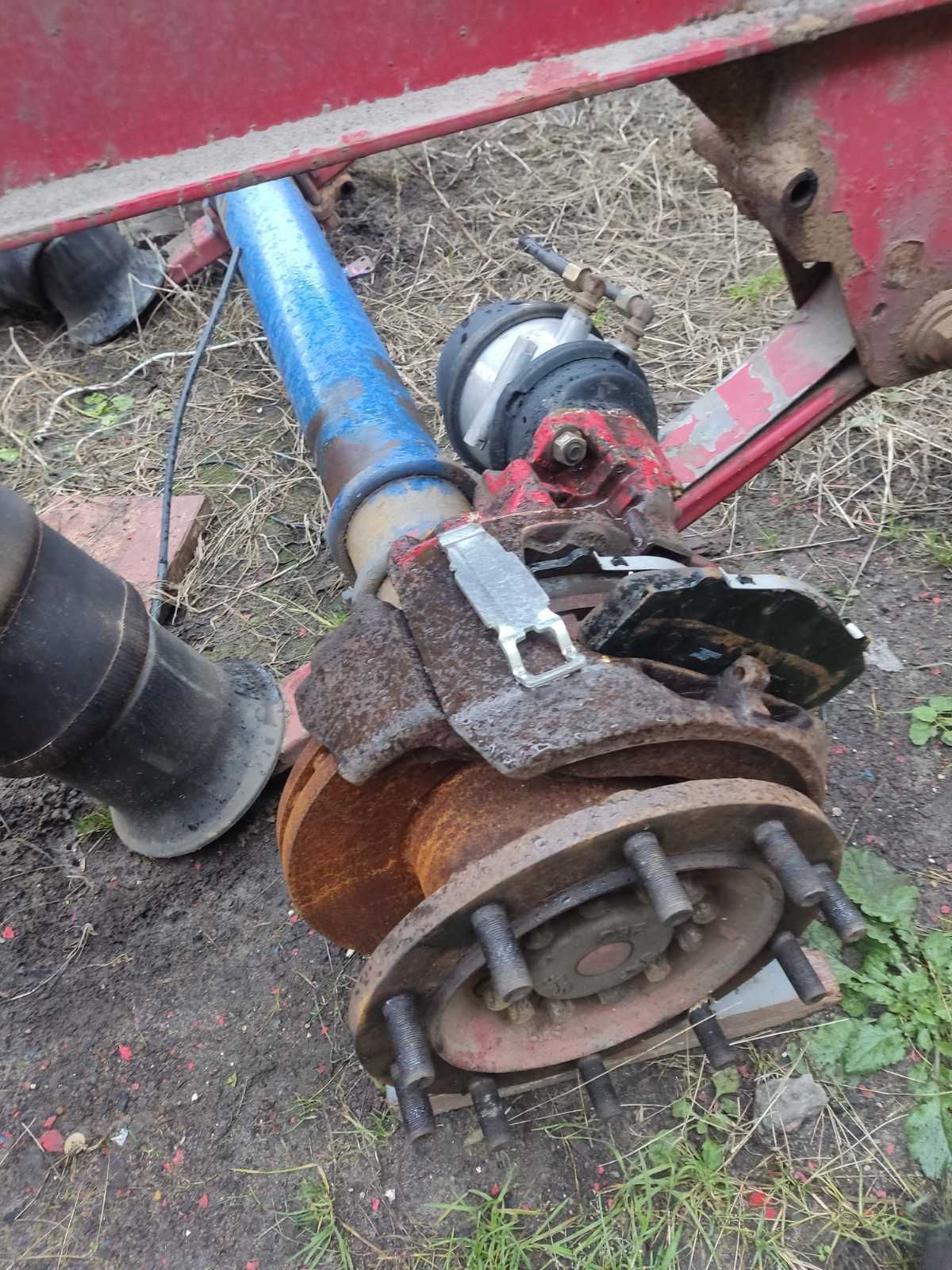 полуприцепы на запчасти оси SAF, BPW, ROR
