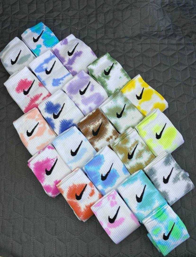 Nike tie-dye, krój dry fit 36-40r