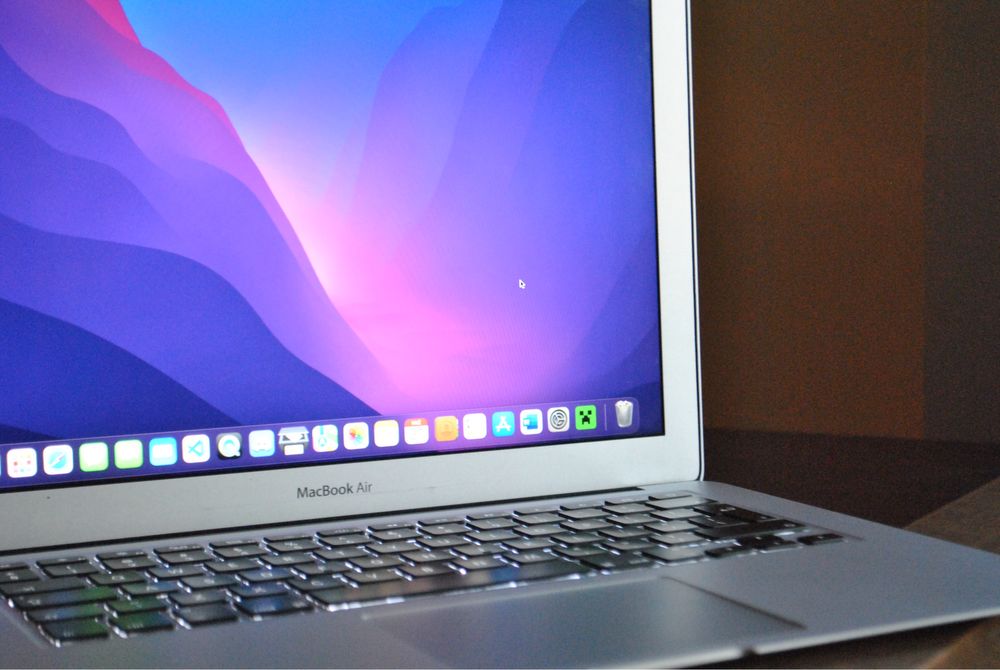 Apple MacBook Air (2017)