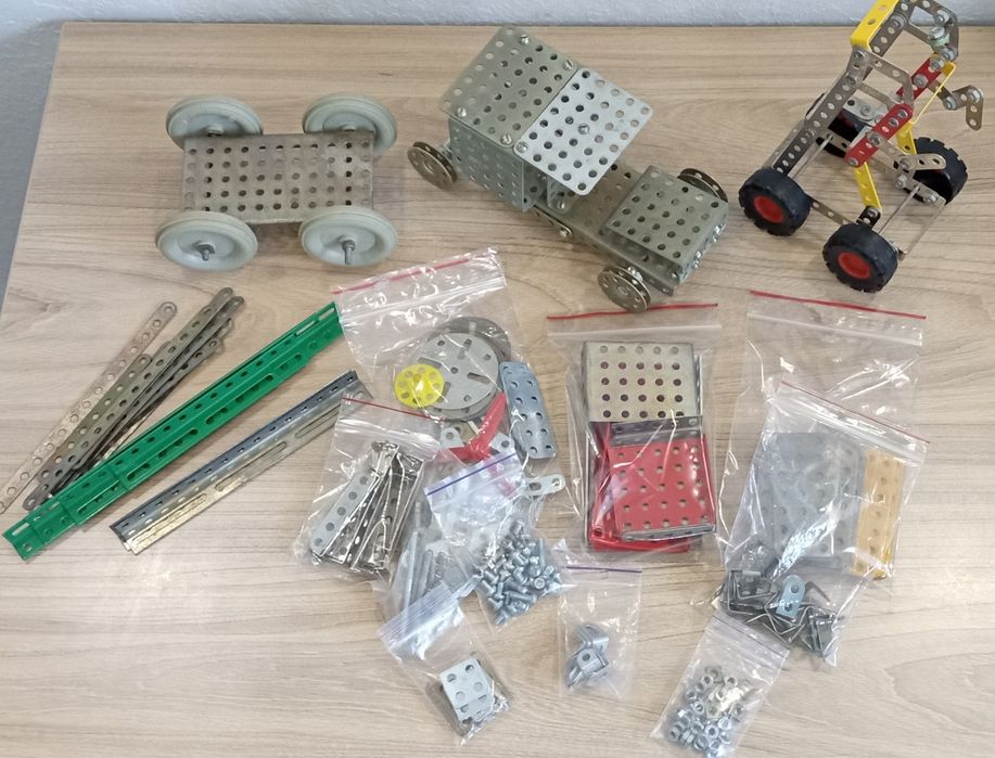 150грн - 1700г Конструктор металлический