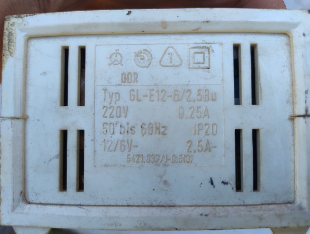 Prostownik Samochodowy Ladefix GL-E12-6/2.5Bu DDR PRL