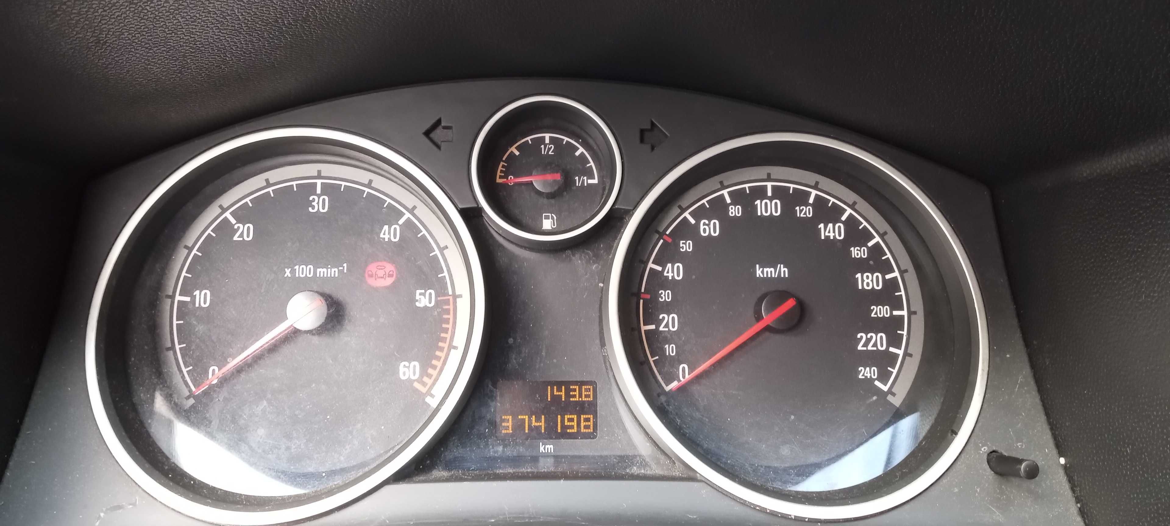 Opel Astra H 1.7CDTI - klimatyzacja