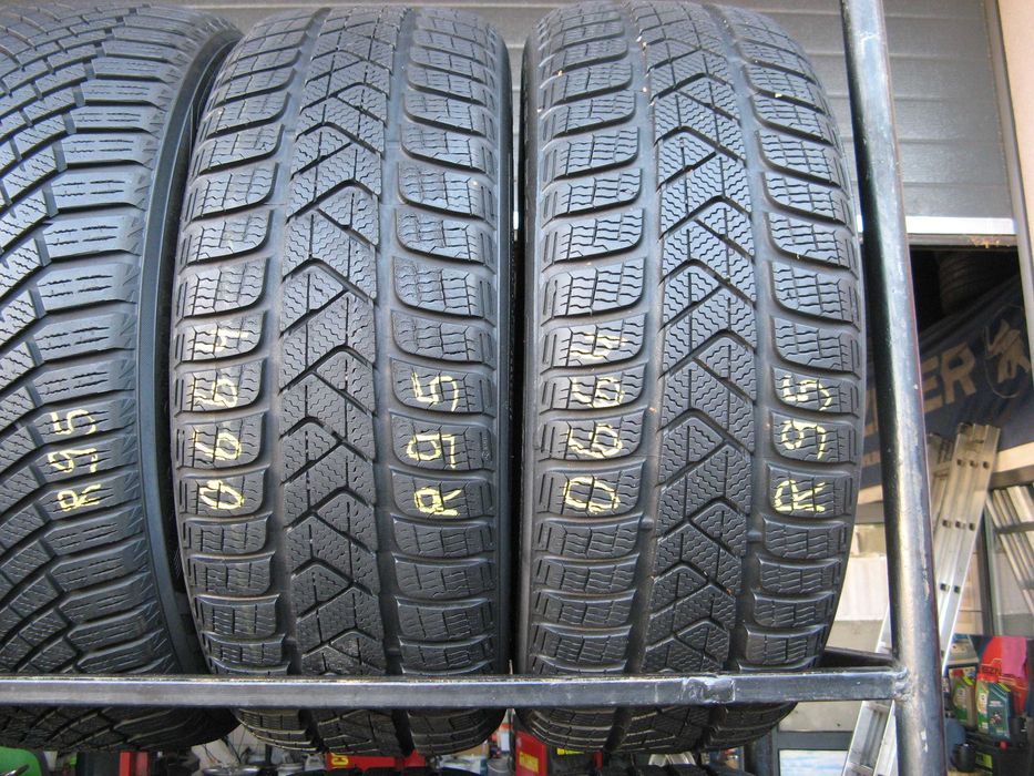 215/55R17 PIRELLI Winter SottoZero 3 - Nr.0664