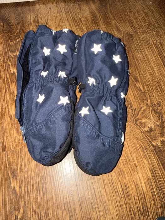 Рукавички з світло відбиваючими зірочками