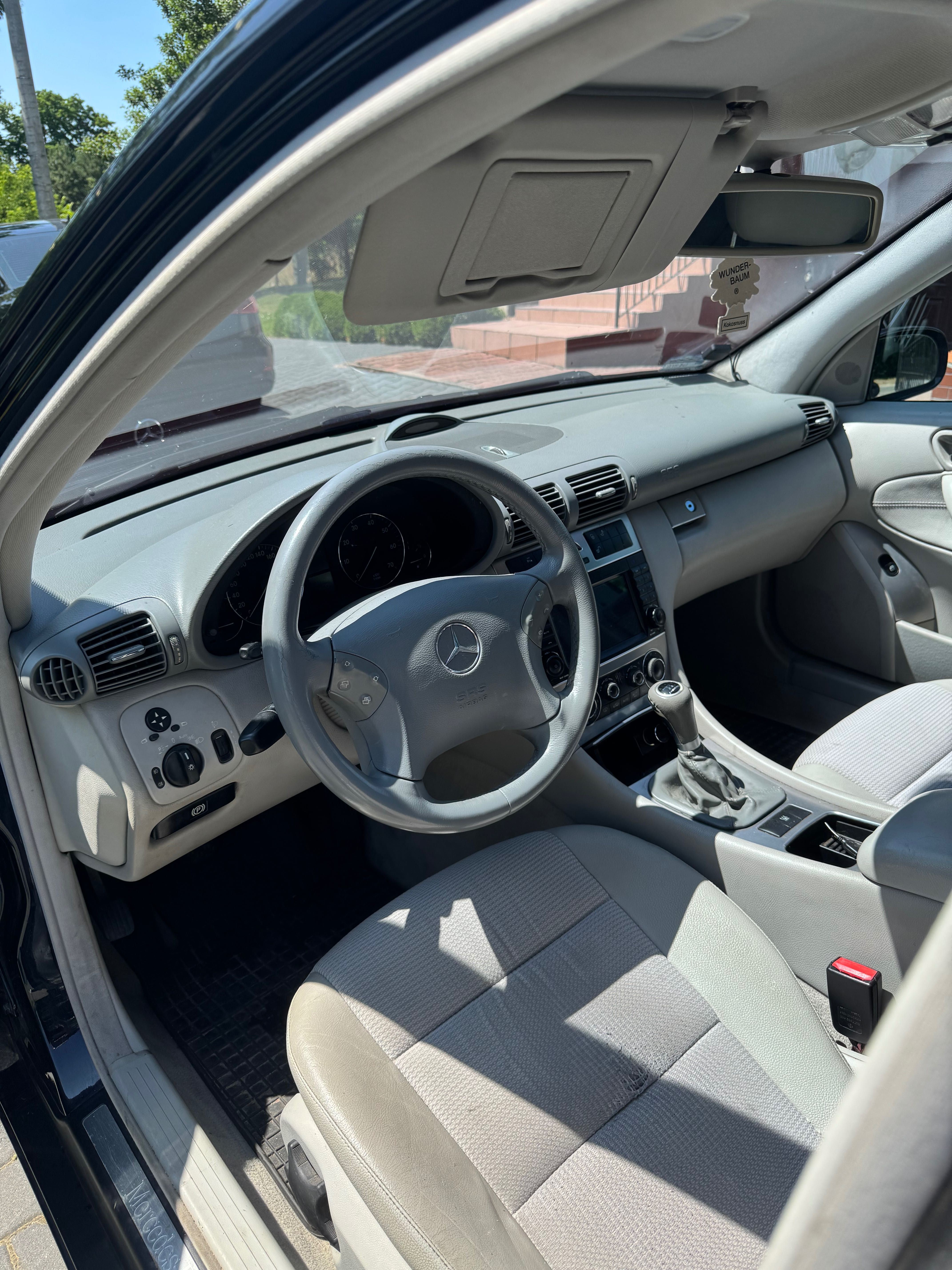 Mercedes c klasa c230 kompresor polift avantgarde