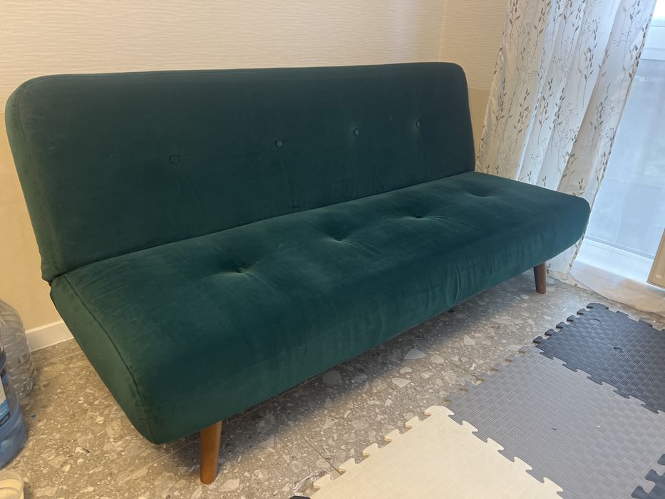 Диван бу jysk залений велюр