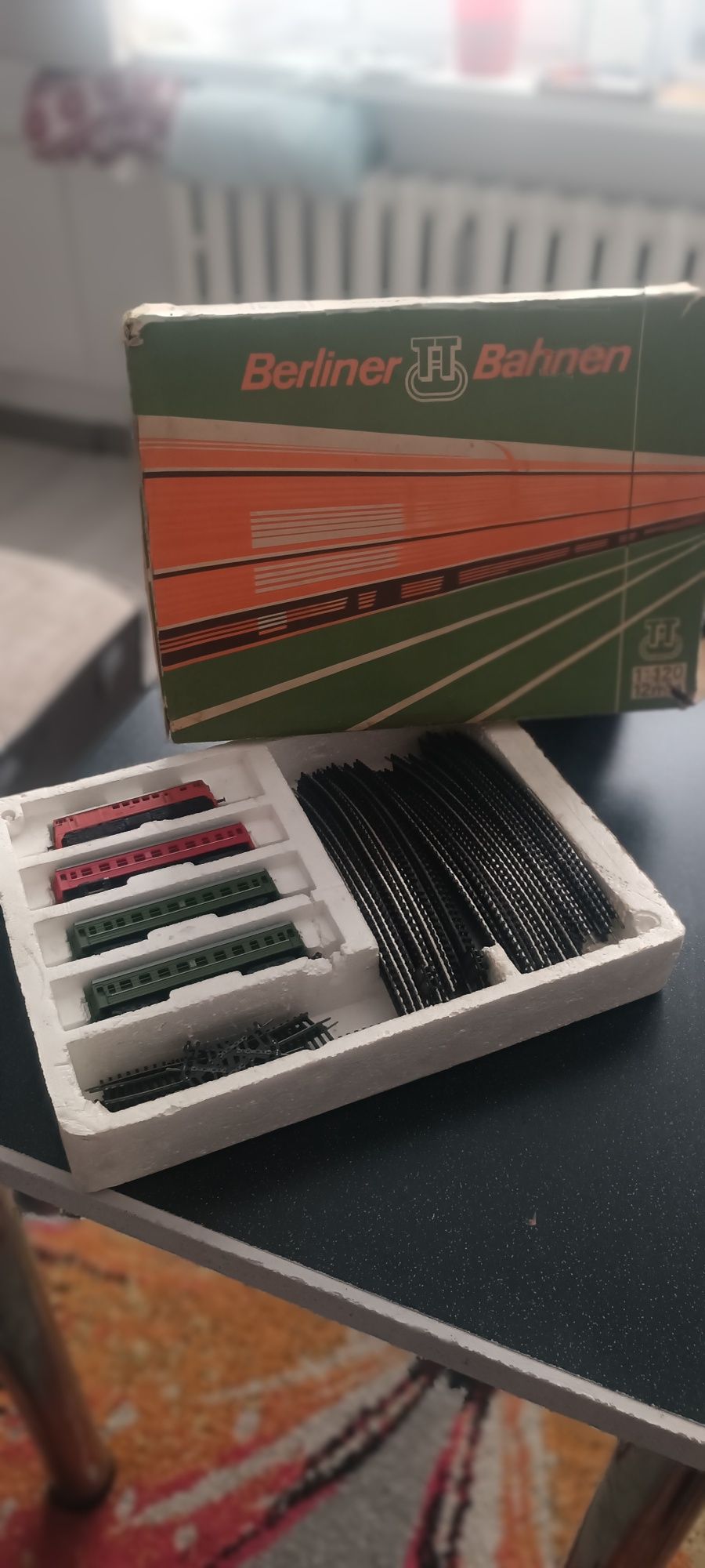 Kolejka elektryczna firmy Berliner Bahner