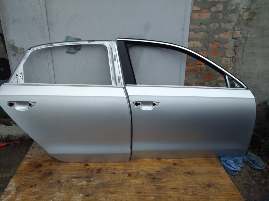 Рульові рейки на пассат б7 США,запчастини запчасті розборка 561423051M