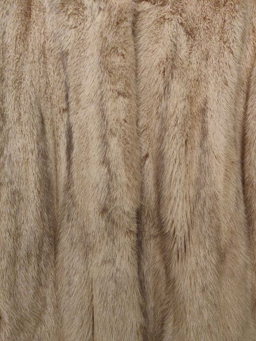 Eleganckie futro z norek