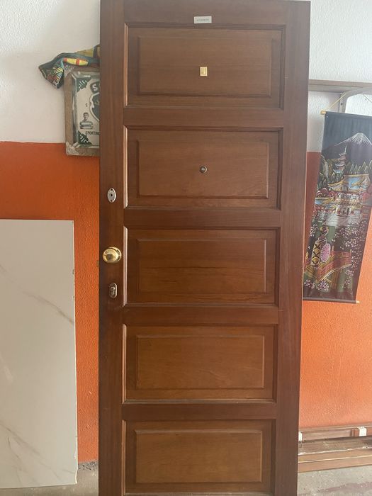 Porta exterior fechadura dupla