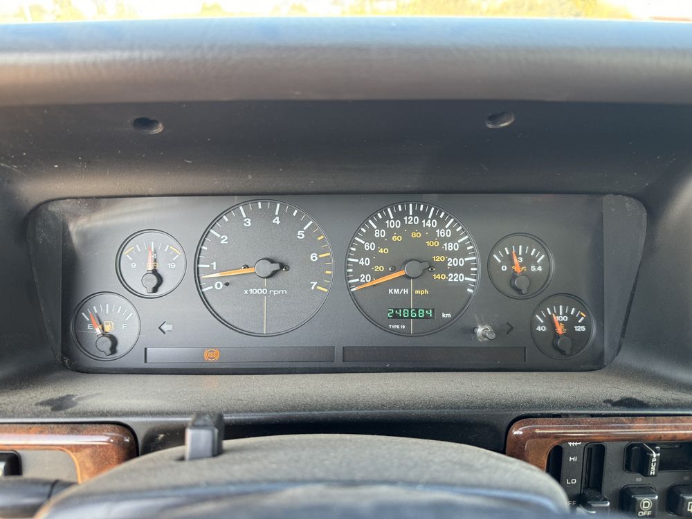 Jeep Grand Cherokee ZJ 5.2 V8 lift benzyna opony MT hak automat