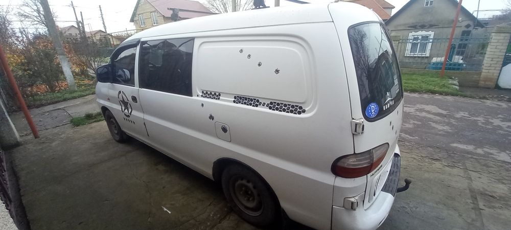Микроавтобус Хюндай Н-1