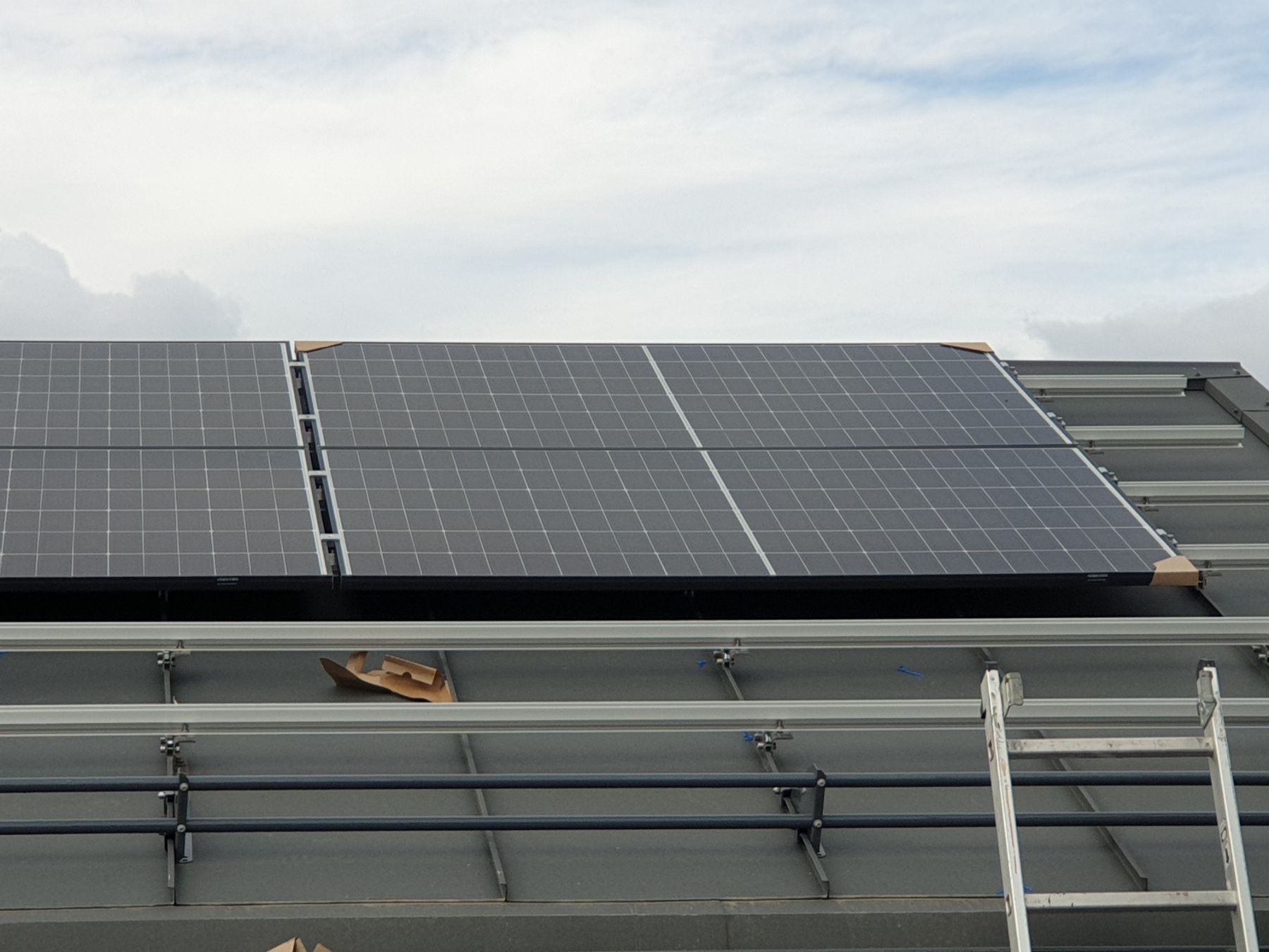 Сонячні панелі сонячні батареї Risen Trina Ja Longi Jinko Ulica
