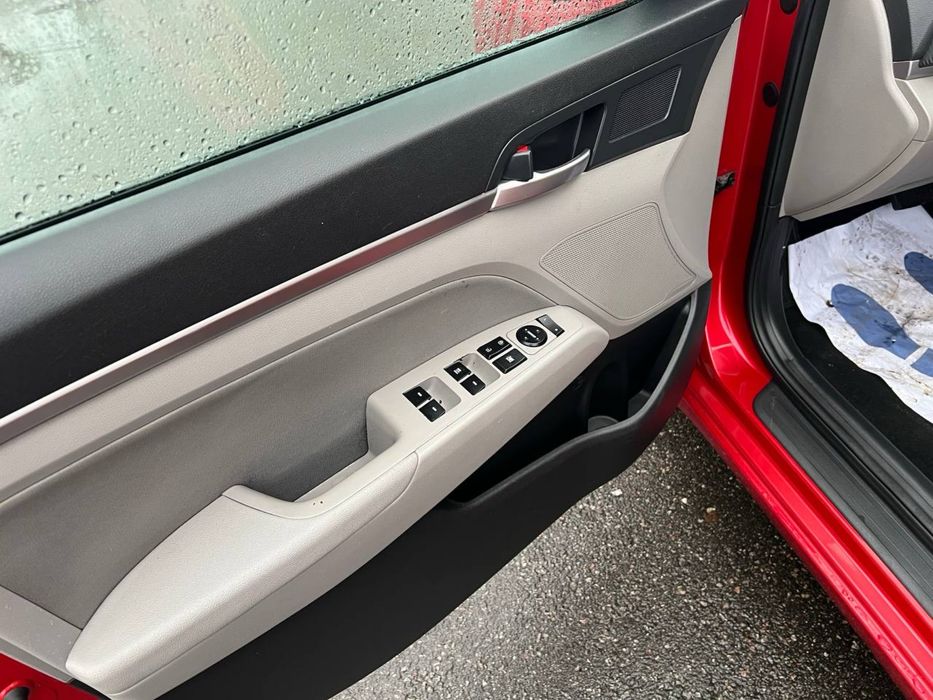 Hyundai Elantra 2019 2.0 топ комплектація