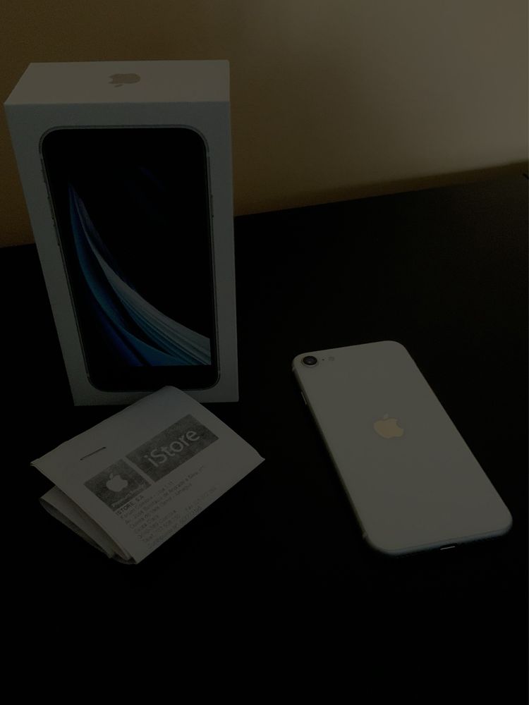 iPhone SE 2020 - com fatura iStore