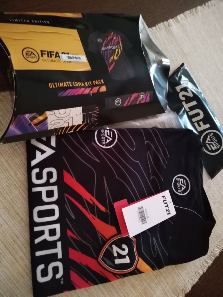 Nowa koszulka FIFA21,EA Sports, r. M