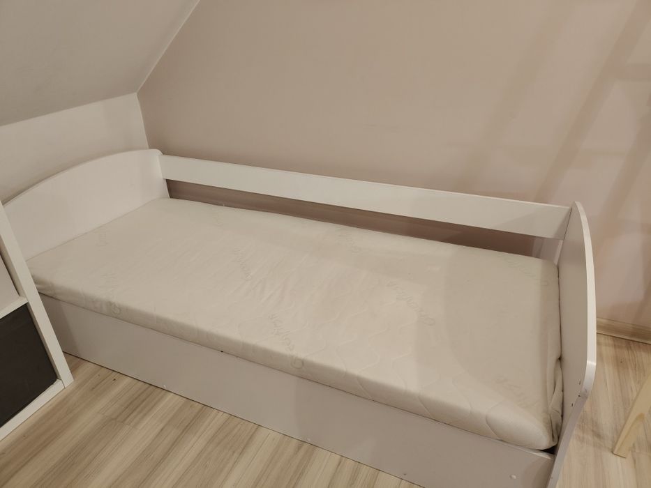 Łóżko dziecięce/młodzieżowe