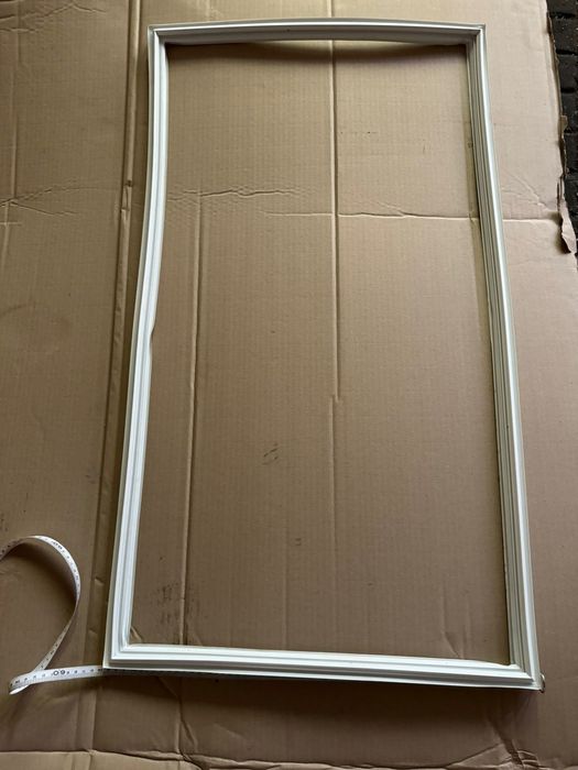 Ущільнювальна гума 870x556mm для холодильників Атлант 769748901507