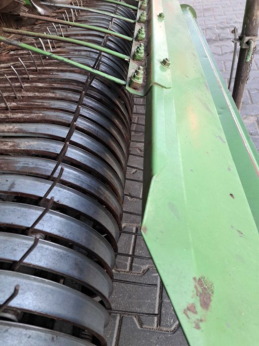 Krone 1250 Round Pack