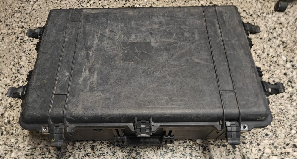 Vendo mala Pelican 1650