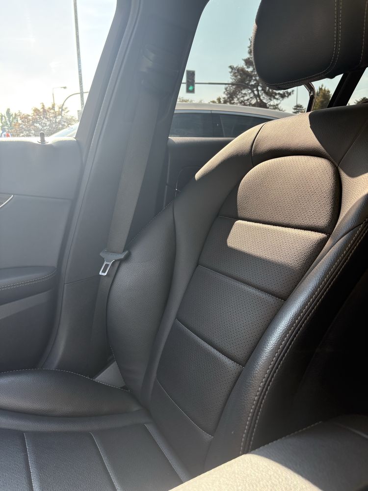 Mercedes C300 Sedan 2016 • Biały • Stan Bardzo Dobry • Zadbany
