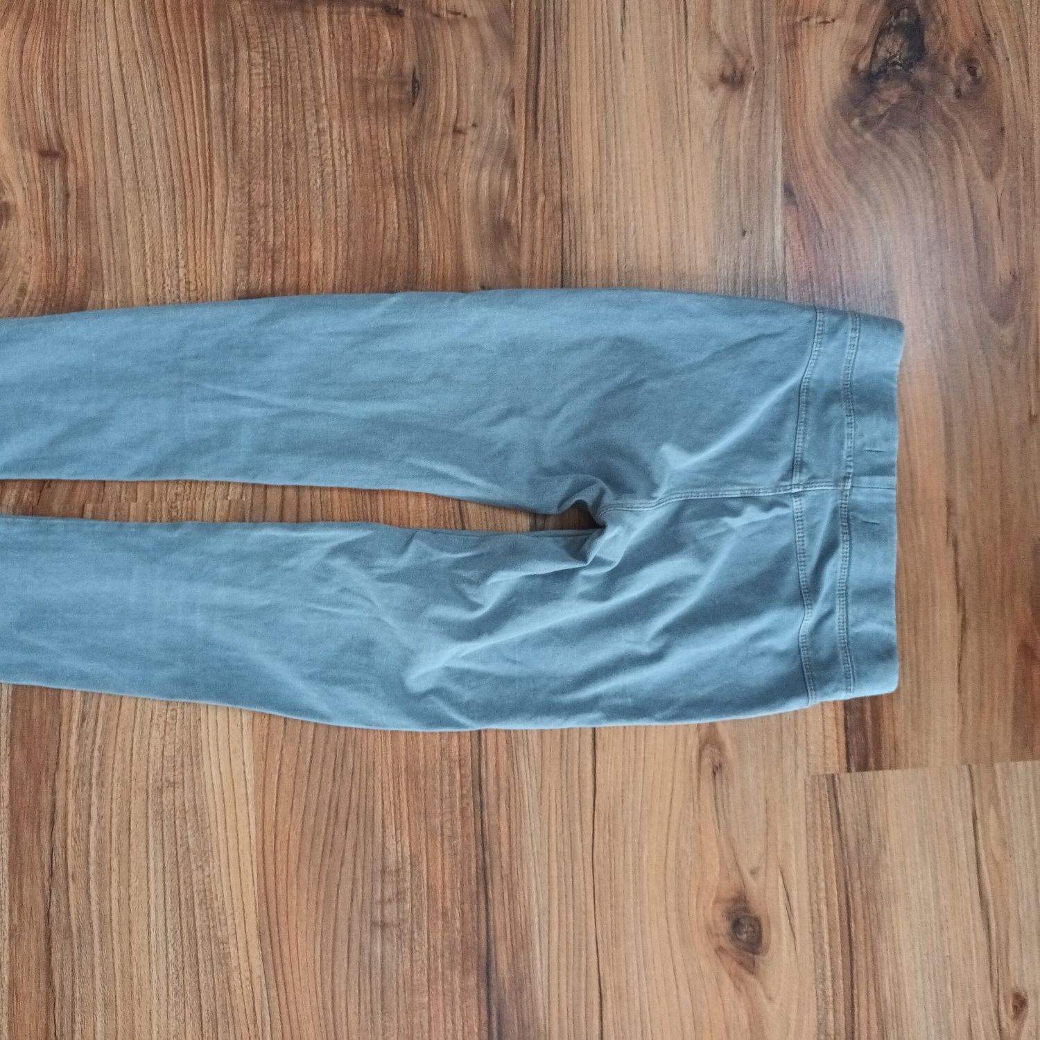 Jegginsy 140 Reserved rurki legginsy szare spodnie elastyczne jeansy